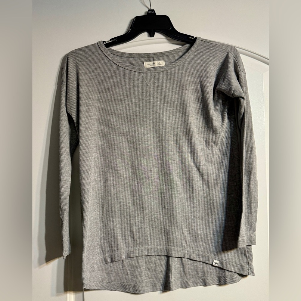 Gilly Hicks Long Sleeve Top Small Grey Ribbed High Low Crewneck Basics Cozy